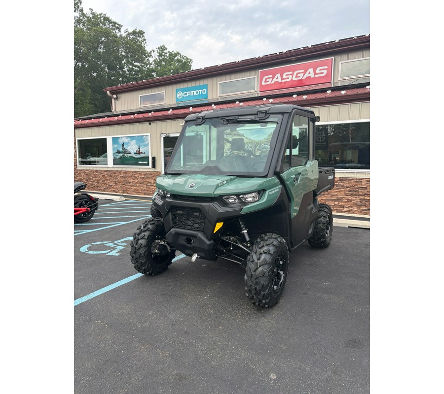 2026 Can-Am Defender DPS CAB HD10