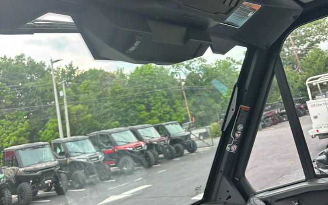2026 Can-Am Defender DPS CAB HD10