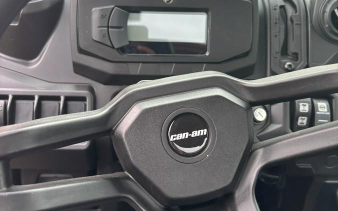 2026 Can-Am Defender DPS CAB HD10