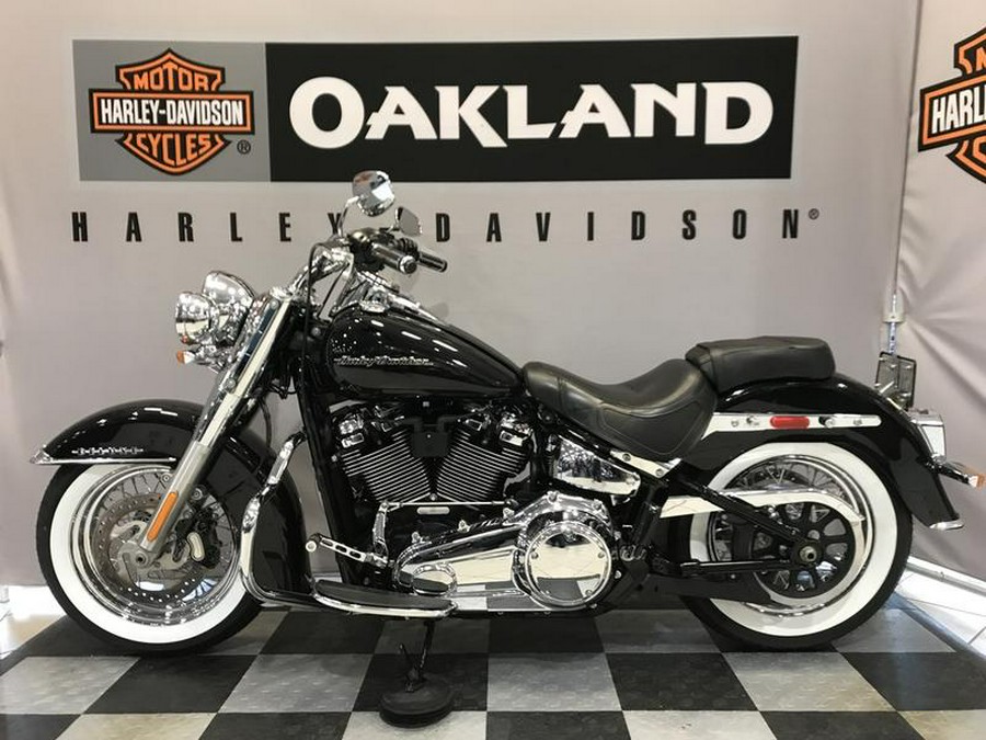 2018 Harley-Davidson® FLDE - Softail® Deluxe