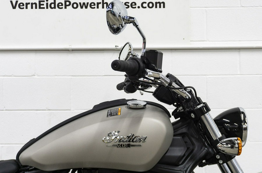 2025 Indian Scout Classic Limited Silver Quartz Smoke