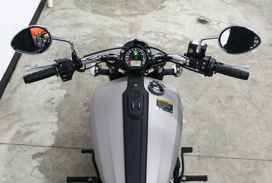 2025 Indian Scout Classic Limited Silver Quartz Smoke