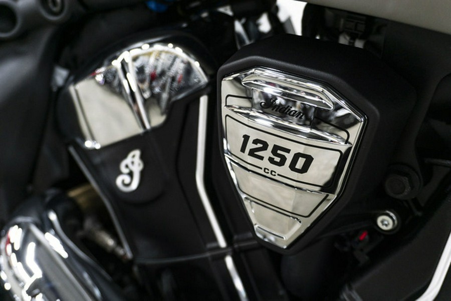 2025 Indian Scout Classic Limited Silver Quartz Smoke