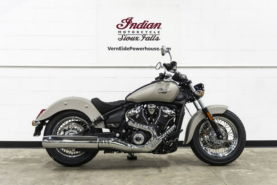 2025 Indian Scout Classic Limited Silver Quartz Smoke