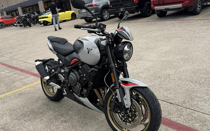 2026 Triumph Trident 800 Ash grey