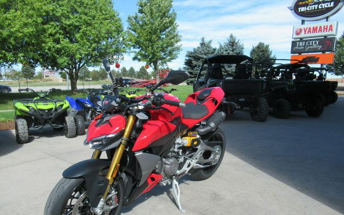 2026 Ducati Streetfighter V2 S Ducati Red