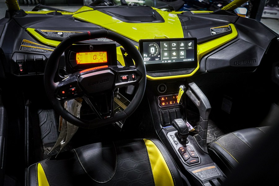 2024 Maverick R X RS 999T DCT Black & Yellow - Can-Am
