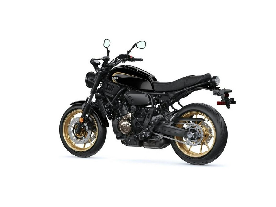 2026 Yamaha XSR700