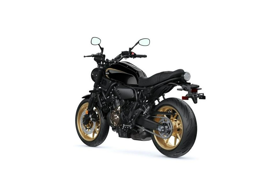 2026 Yamaha XSR700