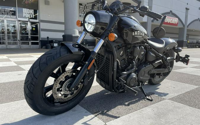 2025 Indian Scout Bobber Limited + Tech