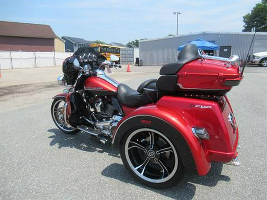 2021 Harley-Davidson CVO™ Tri Glide®