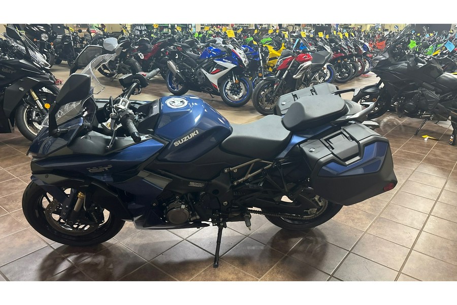 2022 Suzuki GSX1000GT+