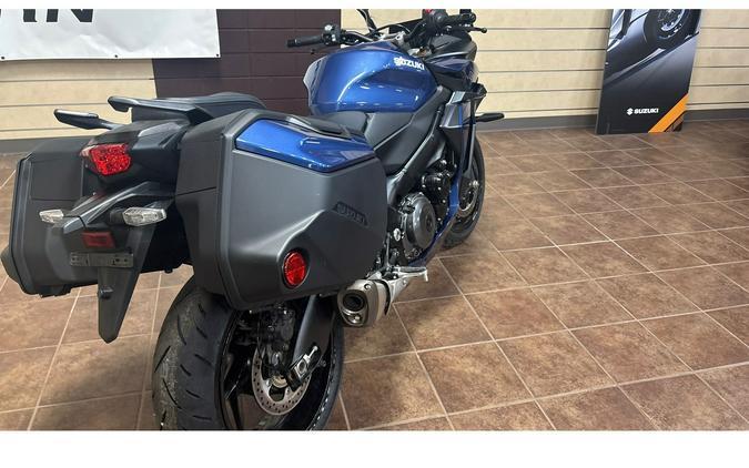 2022 Suzuki GSX1000GT+