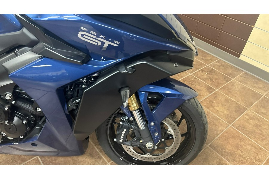 2022 Suzuki GSX1000GT+