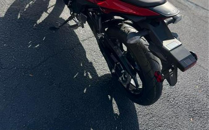 2025 Suzuki GSX250R ABS