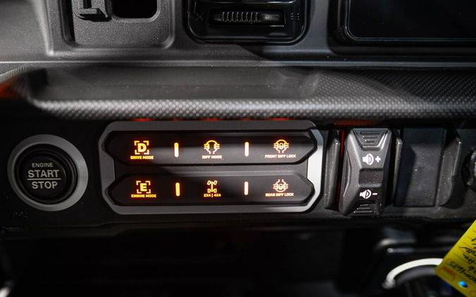 2026 Can-Am Defender MAX Limited HD11