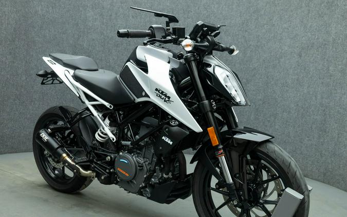 2021 KTM DUKE 390