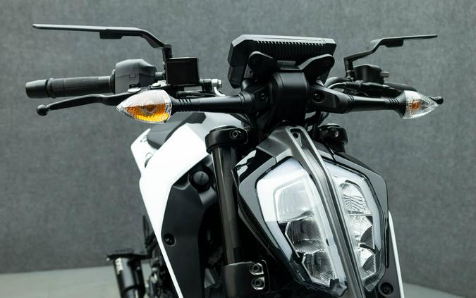 2021 KTM DUKE 390