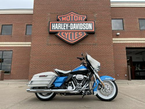 2021 Harley-Davidson Electra Glide Revival Review (18 Fast Facts)