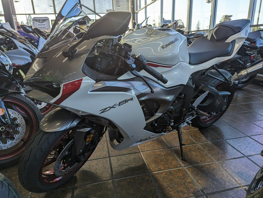 2024 Kawasaki Ninja ZX-6R ABS