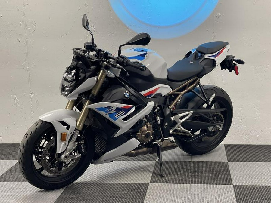 2022 BMW S 1000 R Light White/M Motorsport