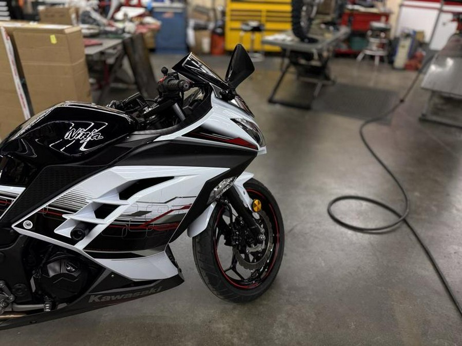 2014 Kawasaki Ninja® 300 ABS