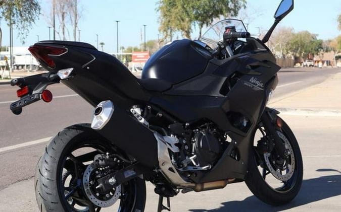 2026 Kawasaki Ninja 500 ABS Metallic Flat Spark Black