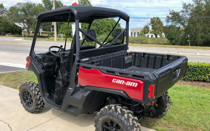 2024 Can-Am Defender XT HD10