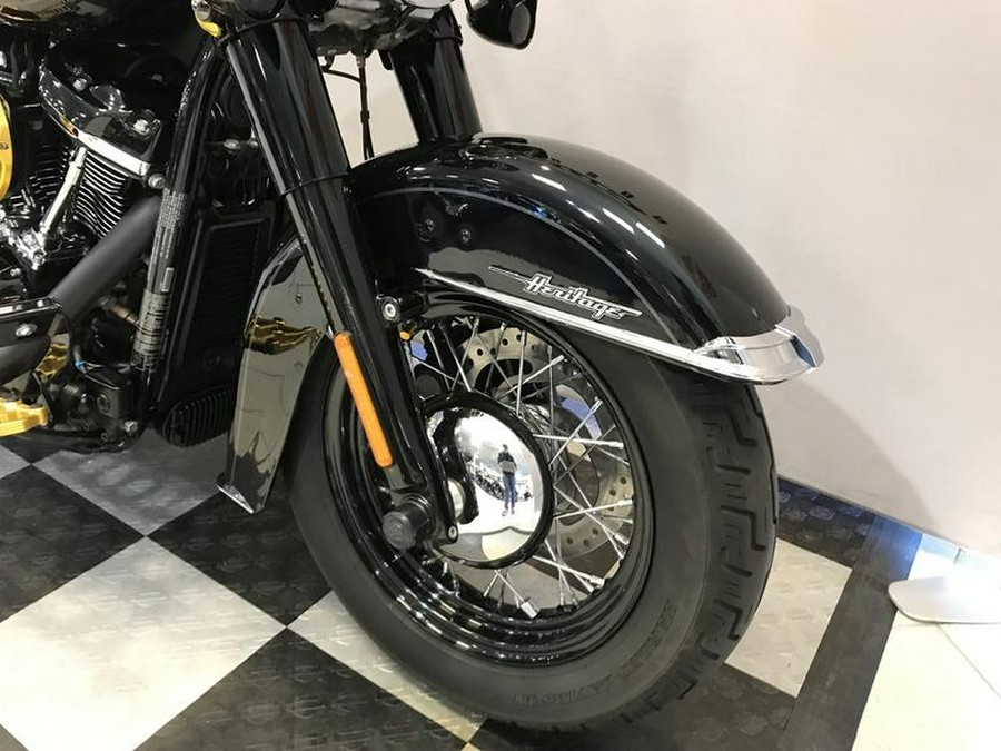 2018 Harley-Davidson® FLHCS - Softail® Heritage Classic 114