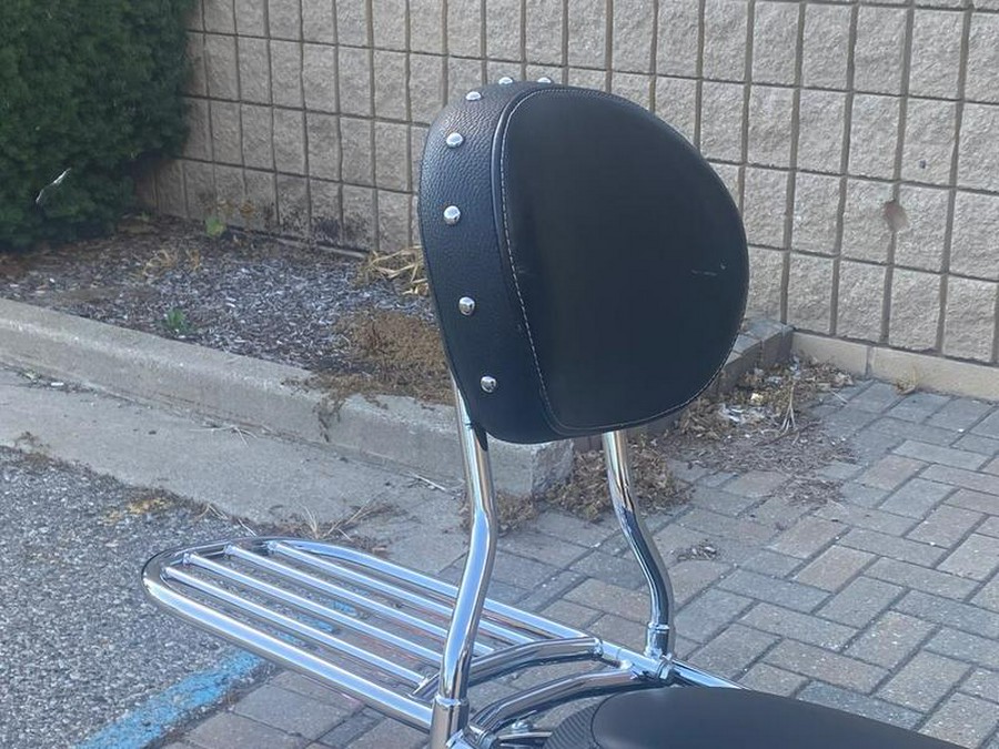 2017 Indian Motorcycle® Chieftain® Limited Thunder Black