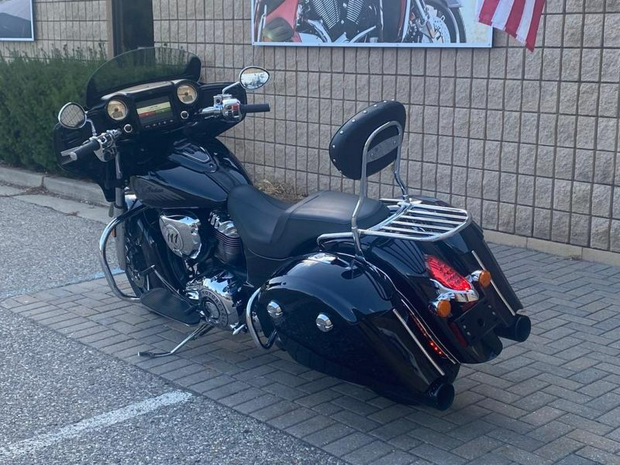 2017 Indian Motorcycle® Chieftain® Limited Thunder Black