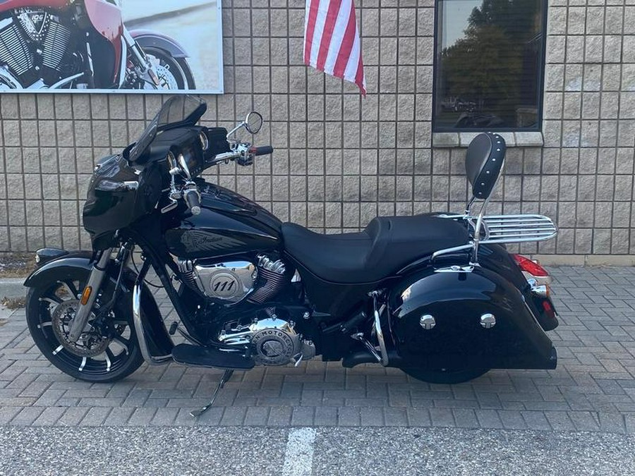2017 Indian Motorcycle® Chieftain® Limited Thunder Black