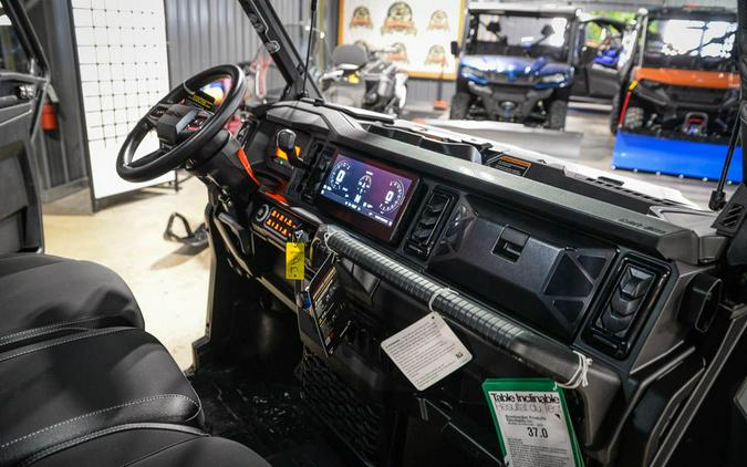 2026 Can-Am Defender Limited HD11