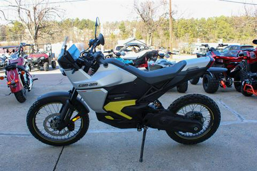 2025 Can-Am Origin '73