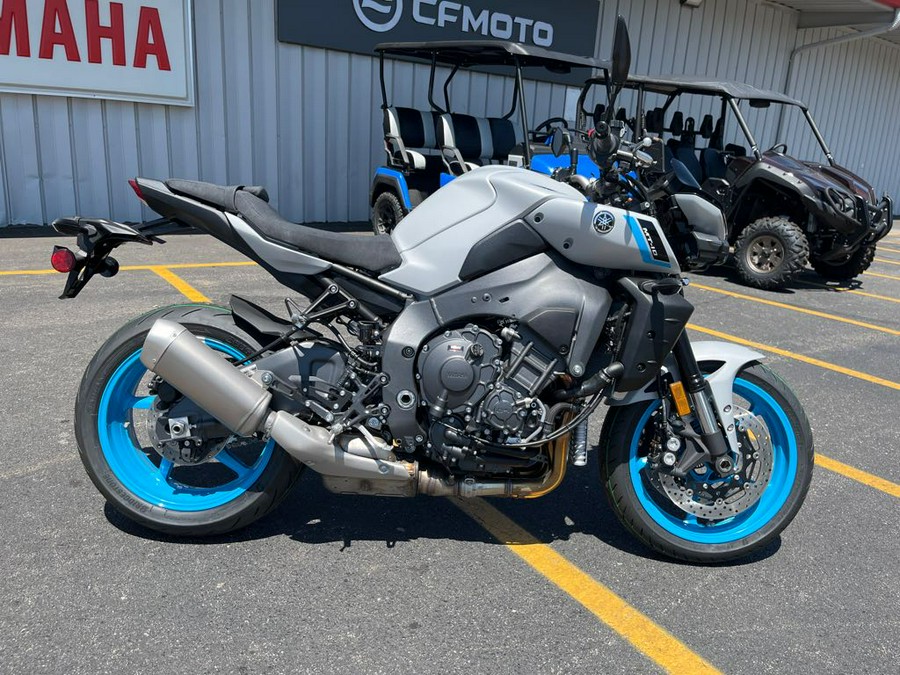 2025 Yamaha MT 10