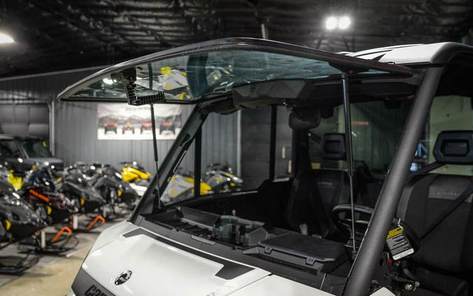 2026 Can-Am Defender Limited HD11