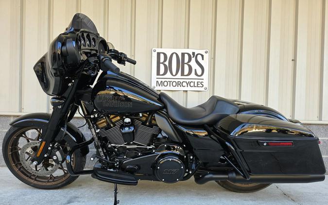 2022 HARLEY STREET GLIDE Street Glide