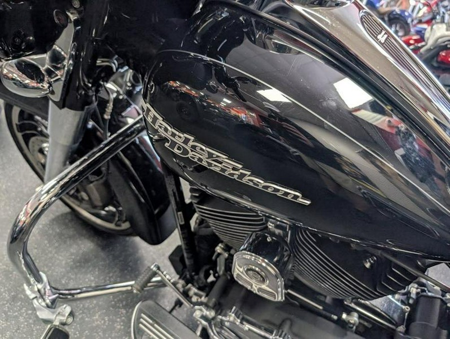2015 Harley-Davidson® FLHXS - Street Glide® Special