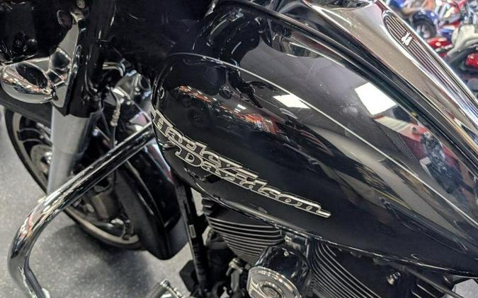 2015 Harley-Davidson® FLHXS - Street Glide® Special