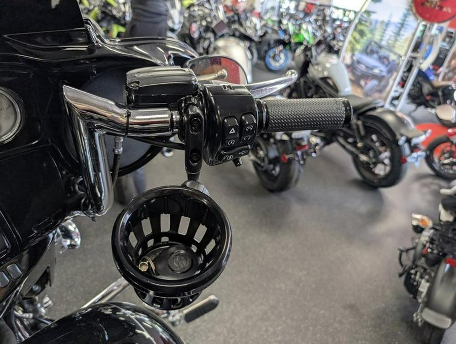 2015 Harley-Davidson® FLHXS - Street Glide® Special