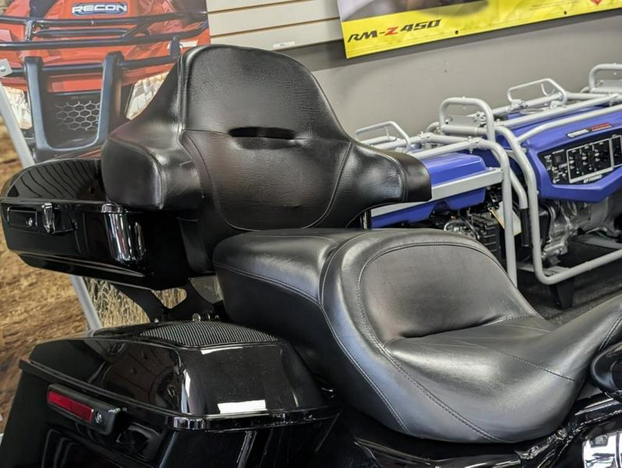2015 Harley-Davidson® FLHXS - Street Glide® Special