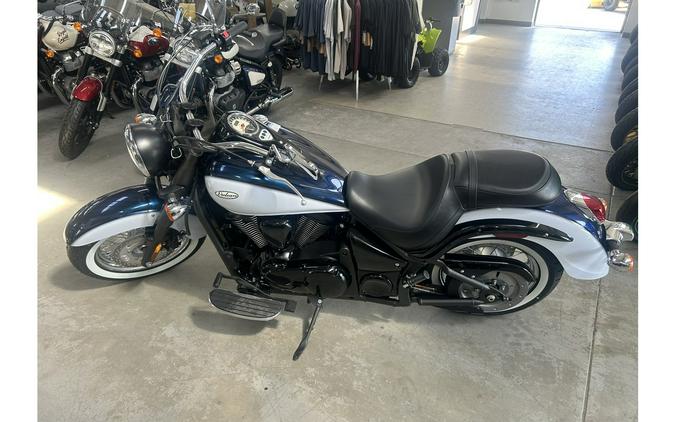 2026 Kawasaki Vulcan® 900 Classic