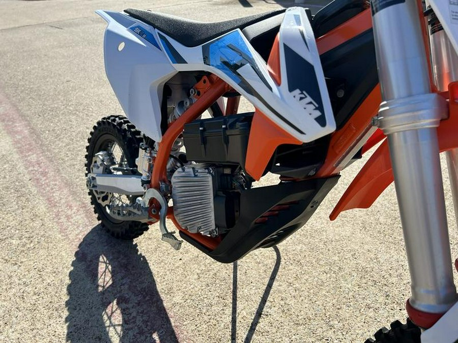 2021 KTM SX-E 5