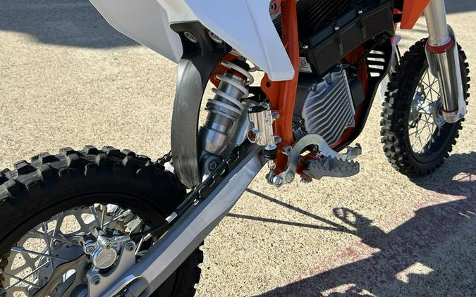 2021 KTM SX-E 5