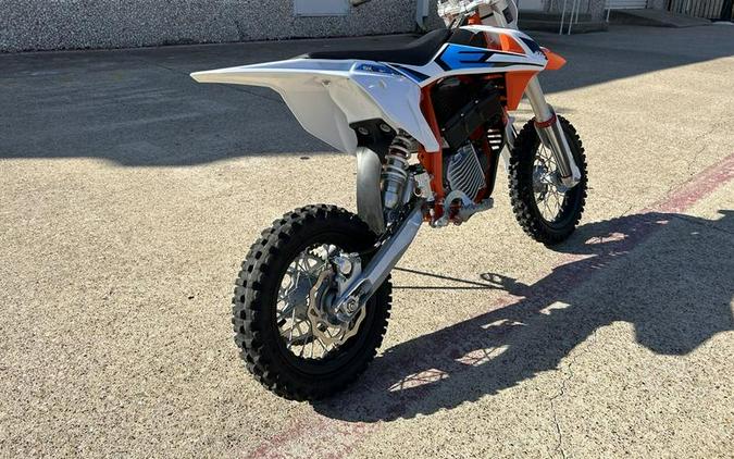 2021 KTM SX-E 5