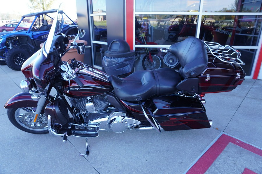 2013 Harley-Davidson® CVO ULTRA CLASSIC EL
