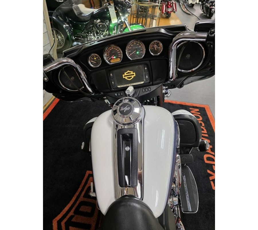 2015 Harley-Davidson Touring FLHTCU - Electra Glide Ultra Classic