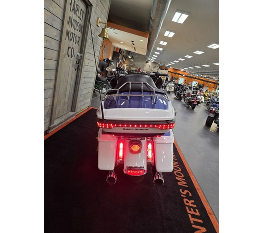 2015 Harley-Davidson Touring FLHTCU - Electra Glide Ultra Classic