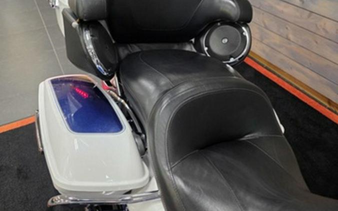 2015 Harley-Davidson Touring FLHTCU - Electra Glide Ultra Classic