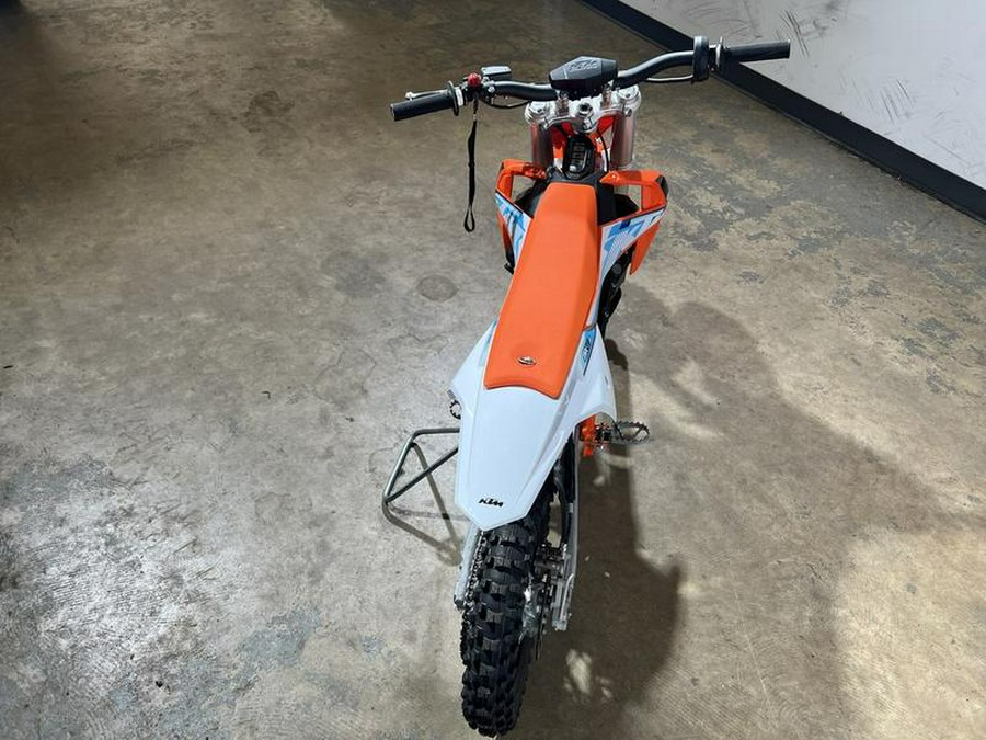 2024 KTM SX-E 3